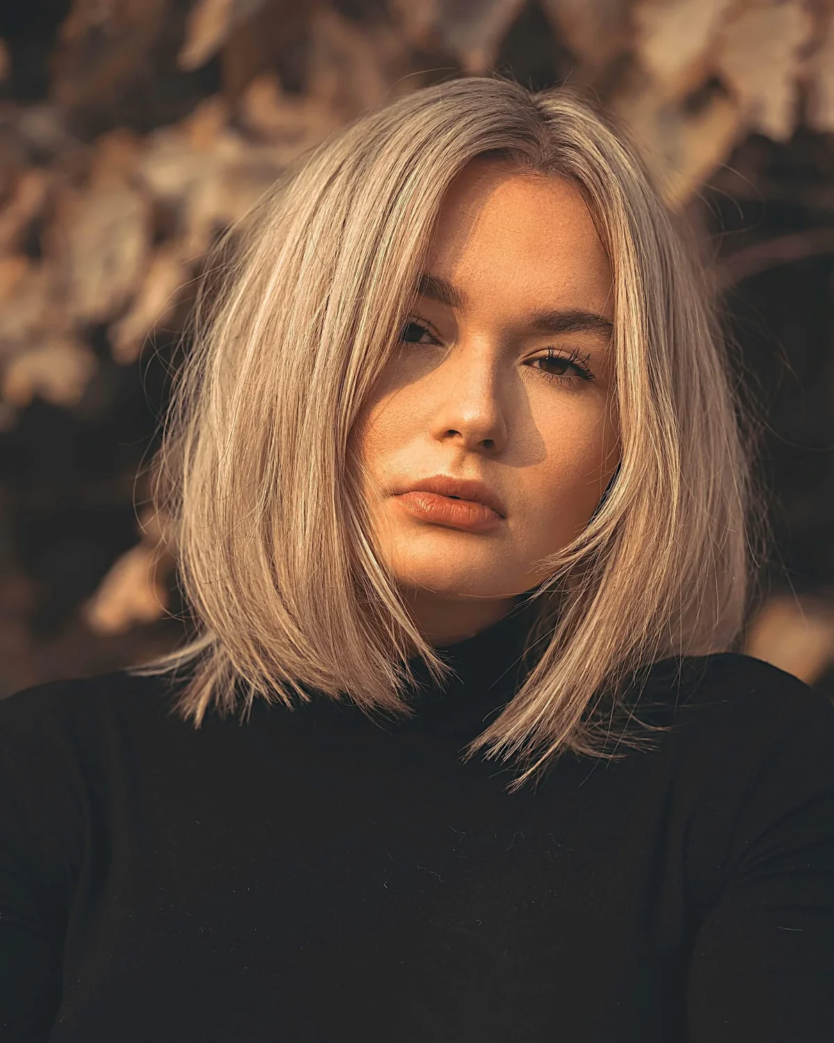 coupe de cheveux pour affiner visage d'une femme en surpoids